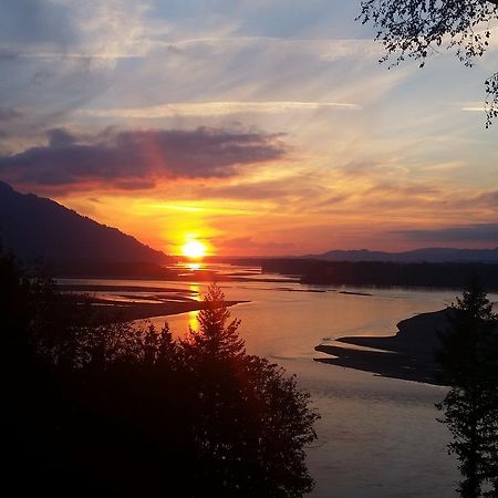 The Fraser River'S Edge B&B Lodge Chilliwack Extérieur photo