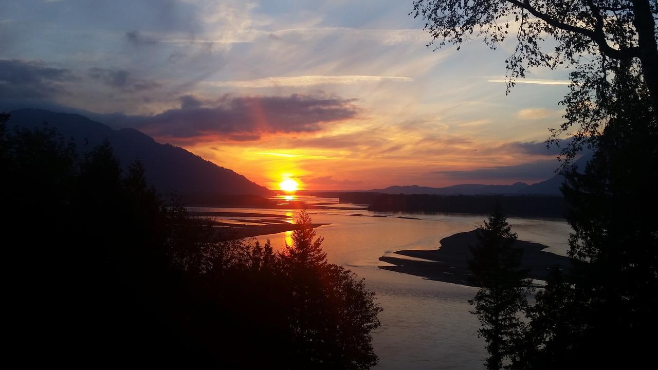 The Fraser River'S Edge B&B Lodge Chilliwack Extérieur photo